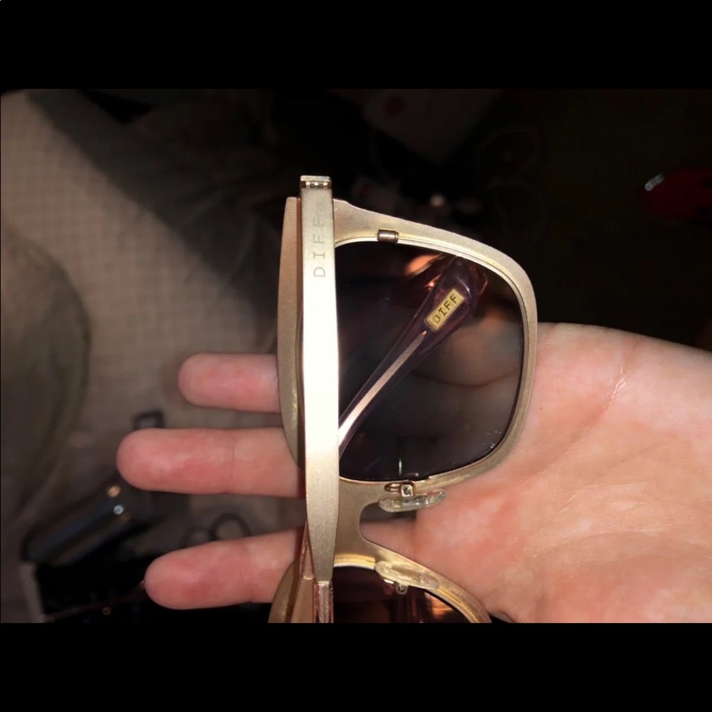 Diff Sunglasses - image 4
